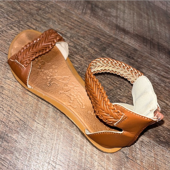 ModCloth Bamboo Sandals - Picture 6 of 13